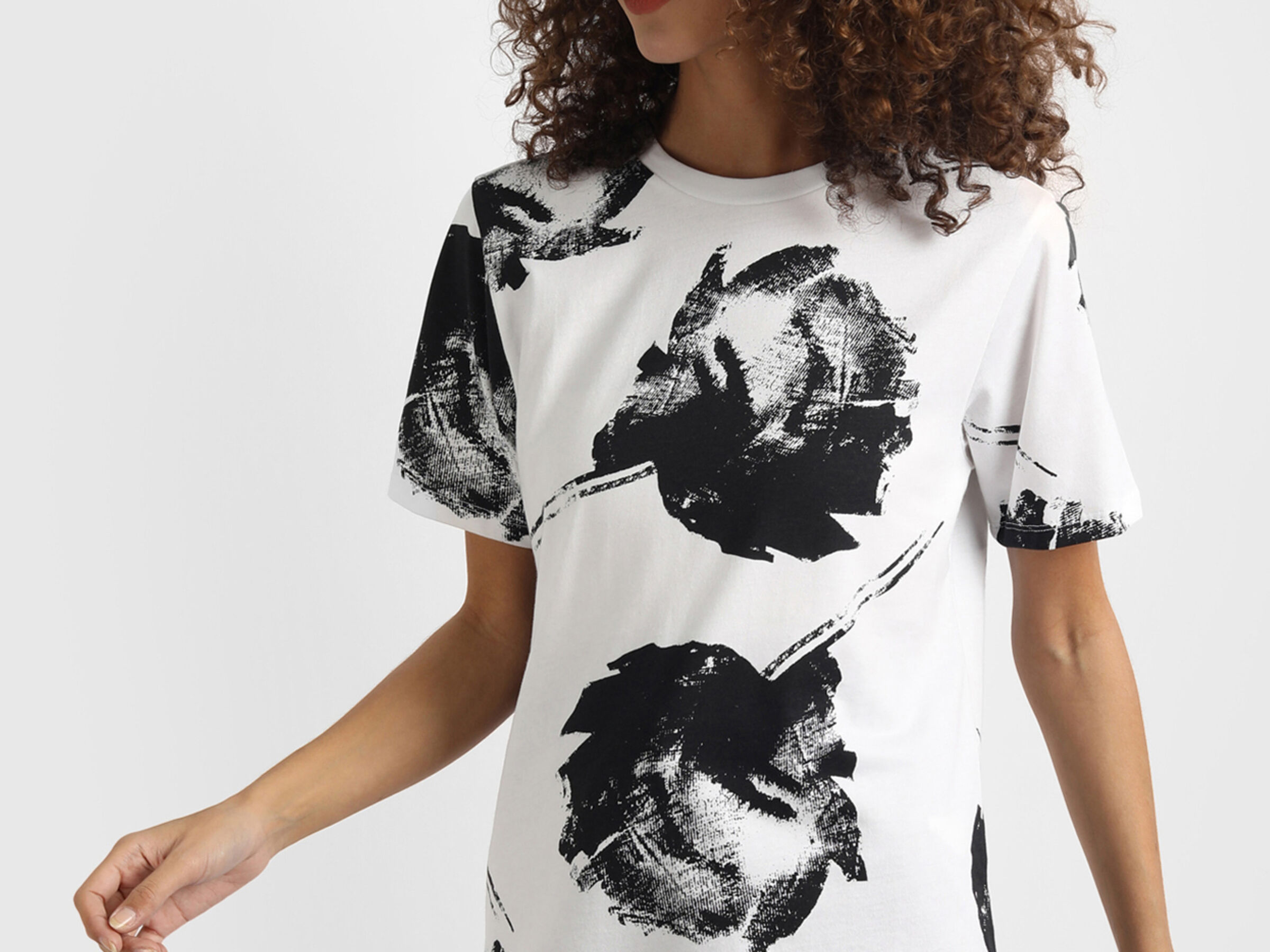 T-Shirt With Natural Vibes Print image number 2